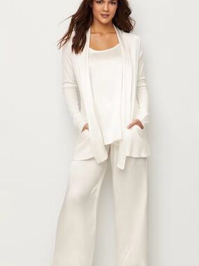 PJ Harlow Set - Jolie Satin Pant, Laura Satin Tank & Shelby Knit Lounge Wrap - M